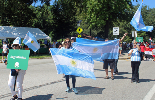 Argentina Community in Parade of Flags